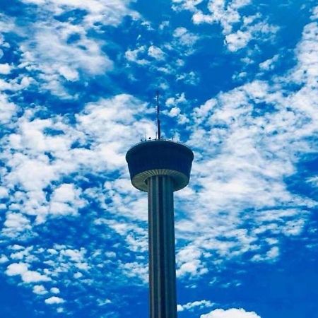 Downtown View Cozy 2Br1Ba Home Sleeps 8 San Antonio Luaran gambar