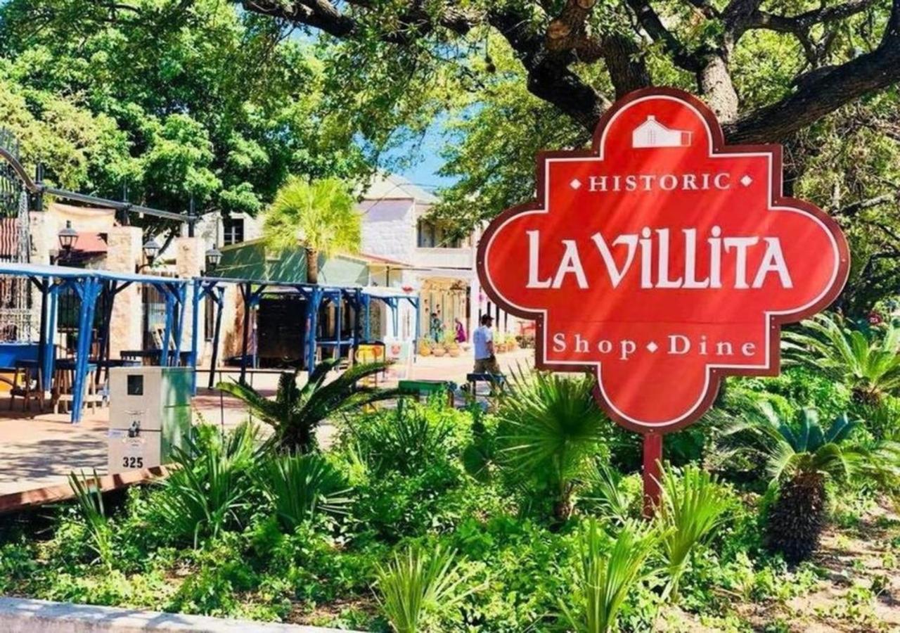 Downtown View Cozy 2Br1Ba Home Sleeps 8 San Antonio Luaran gambar